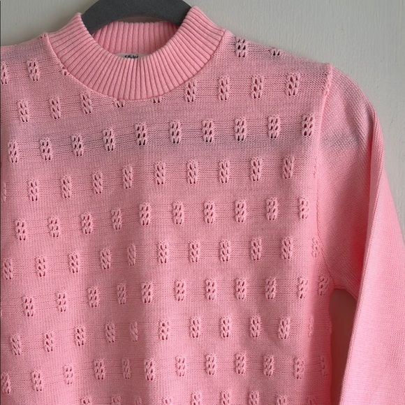 Vintage 80s Knit Mockneck Made in Ireland Bright Pink Women's Sweater Acrylic - Picture 2 of 15